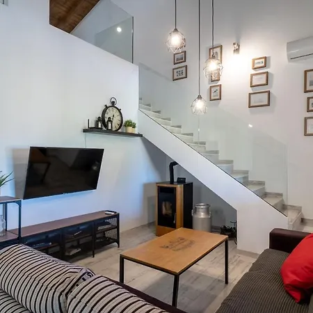 بيت للعطل De Diseno Con Piscina Y Barbacoa *