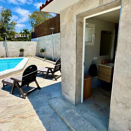 De Diseno Con Piscina Y Barbacoa * مالقة