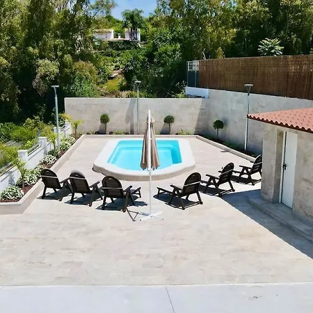 بيت للعطل De Diseno Con Piscina Y Barbacoa *